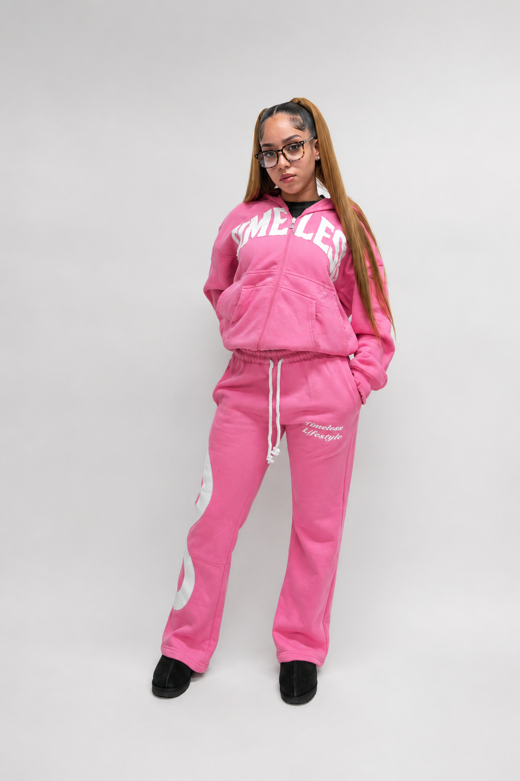 TIMELESS V1 SWEATSUIT — PINK